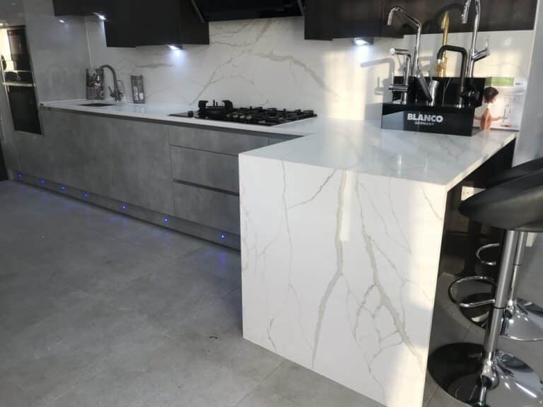 Quartzmatik Worktops Tiles